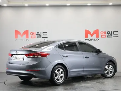 Hyundai Avante 2017, 108824 км, за 9550000 KRW