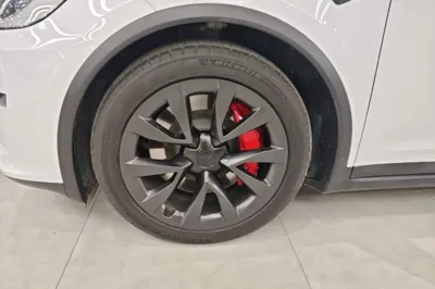 Tesla Model X 2023, 48700 км, за 624597.42 CNY - фото 8