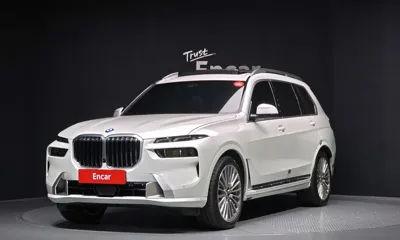 BMW X7 · 2025 год