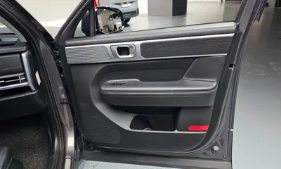 Hyundai Santafe 2024, 71705 км, за 32700000 KRW - фото 24