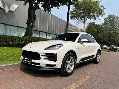 Porsche Macan · 2018 год