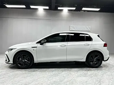 Volkswagen Golf 2022, 12000 км, за 147800 CNY - фото 9