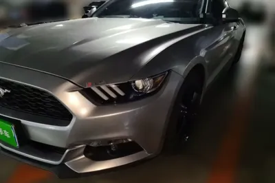 Ford Mustang · 2017 год