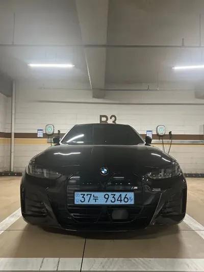 BMW i4 2026, 3900 км, за 78400000 KRW
