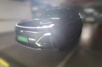 Geely Galaxy Galaxy Xingjian 7 EM-i · 2025 год