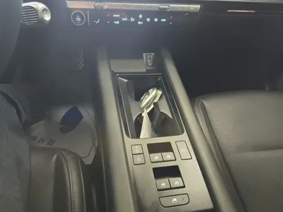 Hyundai Ioniq6 2023, 44103 км, за 32130000 KRW - фото 16