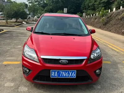 Ford Focus · 2010 год