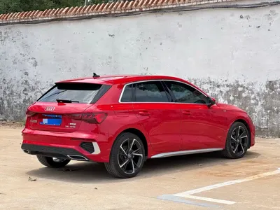 Audi A3 2022, 5800 км, за 155800 CNY - фото 13