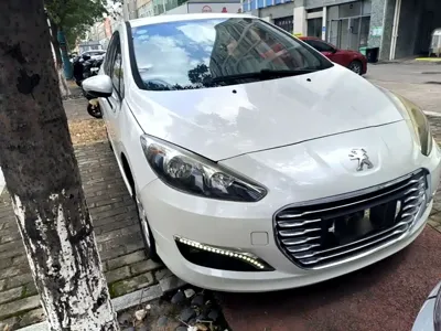 Peugeot 308 2015, 71800 км, за 18800 CNY - фото 4