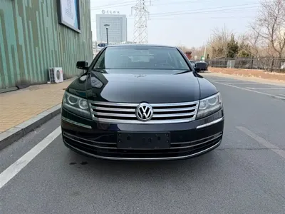 Volkswagen Phaeton 2015, 70000 км, за 119800 CNY