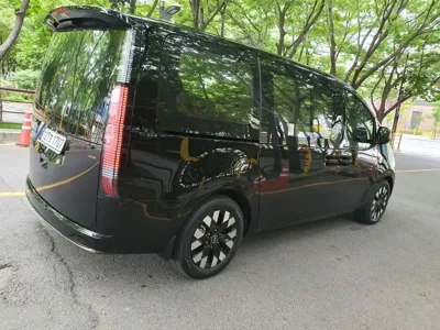 Hyundai Staria 2025, 7981 км, за 75000000 KRW