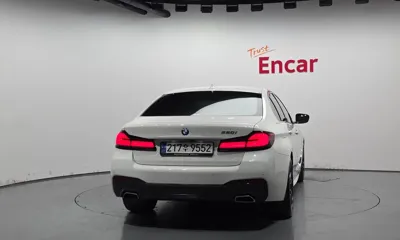 BMW 5-Series 2022, 54085 км, за 38000000 KRW