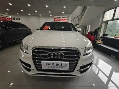 Audi SQ5 2016, 140000 км, за 97500 CNY