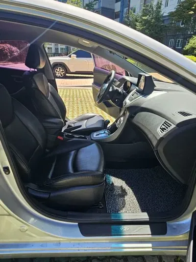 Hyundai Avante 2011, 170000 км, за 4900000 KRW - фото 10