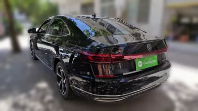 Volkswagen Passat 2024, 14500 км, за 141044.27 CNY