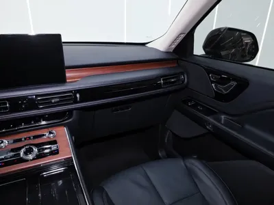 Lincoln Aviator 2024, 31600 км, за 265000 CNY - фото 25