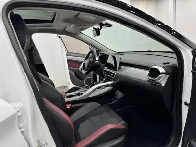 Geely Binyue 2021, 43500 км, за 67700 CNY - фото 4