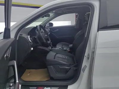 Audi Q2L 2022, 68800 км, за 103800 CNY - фото 9