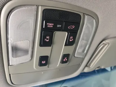 Kia Canival 2016, 127253 км, за 9700000 KRW - фото 11