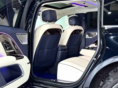 Hongqi 红旗金葵花国雅 2024, 41000 км, за 1038000 CNY - фото 11