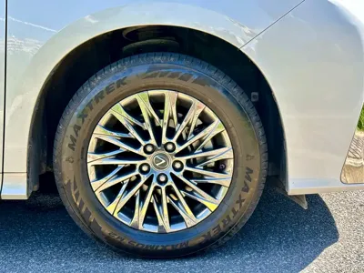 Lexus LM 2020, 53000 км, за 718000 CNY - фото 12