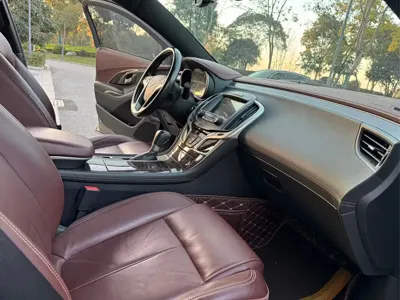Buick LaCrosse 2014, 95000 км, за 22799 CNY - фото 7