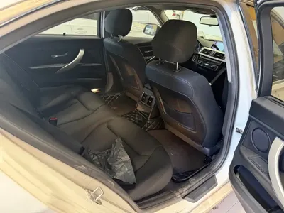 BMW 3 Series 2016, 80000 км, за 63000 CNY