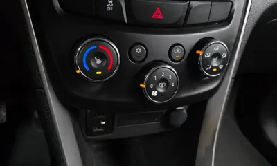 ChevroletGMDaewoo Trax 2022, 45931 км, за 16500000 KRW - фото 33