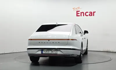 Hyundai Grandeur 2024, 2735 км, за 37100000 KRW