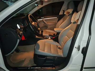 Skoda Octavia 2014, 60400 км, за 22283.74 CNY - фото 16