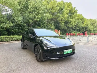 Tesla Model Y 2022, 108000 км, за 139800 CNY
