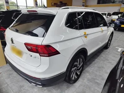 Volkswagen Tiguan L 2024, 21400 км, за 113000 CNY - фото 7
