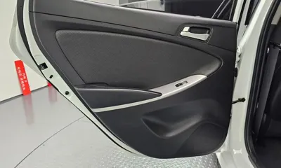 Hyundai Accent 2014, 73267 км, за 5900000 KRW - фото 25