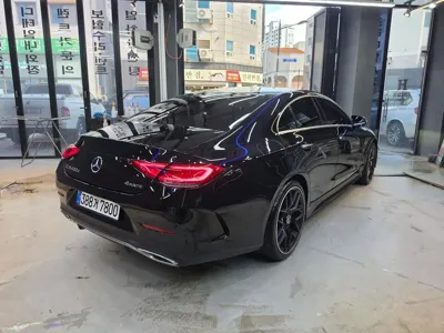 Mercedes-Benz CLS-Class 2019, 86600 км, за 39900000 KRW