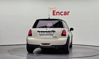 MINI Cooper 2013, 47658 км, за 5600000 KRW