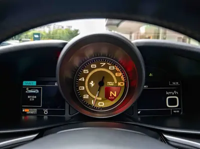 Ferrari GTC4Lusso 2018, 22000 км, за 3680000 CNY - фото 14