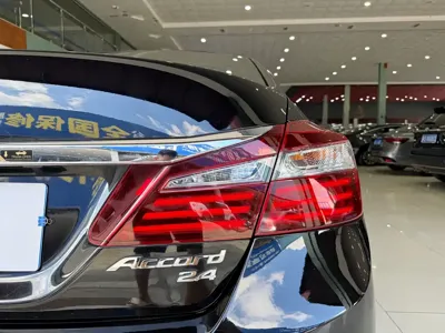 Honda Accord 2016, 95000 км, за 52800 CNY - фото 11