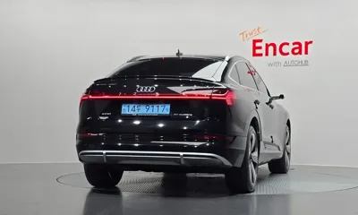 Audi e-tron 2021, 63031 км, за 50900000 KRW