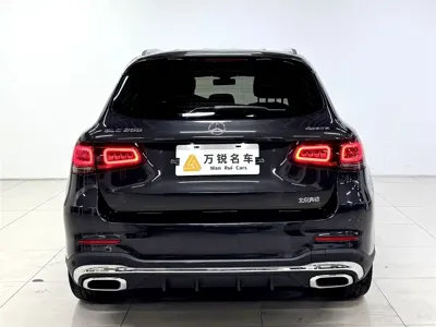Mercedes-Benz GLC 2023, 115000 км, за 196000 CNY