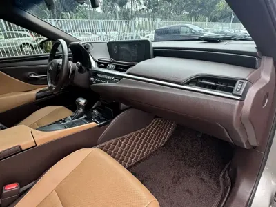 Lexus ES 2019, 65000 км, за 169000 CNY - фото 14