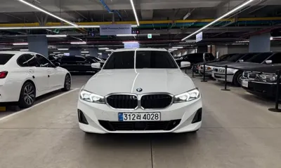 BMW 3-Series 2025, 4137 км, за 42000000 KRW