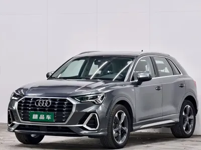 Audi Q3 · 2022 год