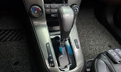 ChevroletGMDaewoo Cruze 2015, 102519 км, за 3600000 KRW - фото 9