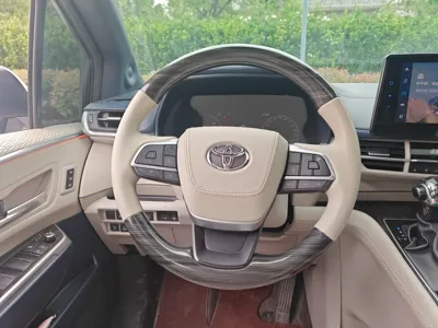 Toyota Sienna 2021, 95400 км, за 232592.52 CNY - фото 9
