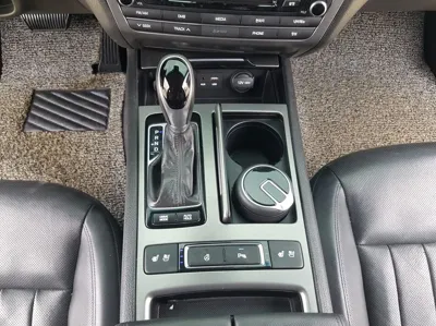 Hyundai Genesis 2016, 248245 км, за 6950000 KRW - фото 9
