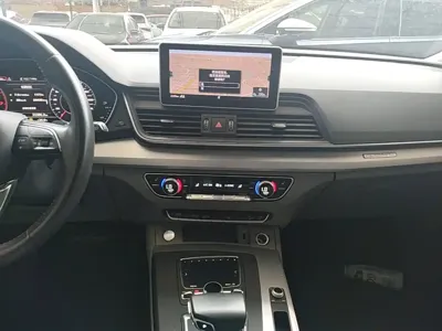 Audi Q5L 2019, 117100 км, за 109600 CNY - фото 13