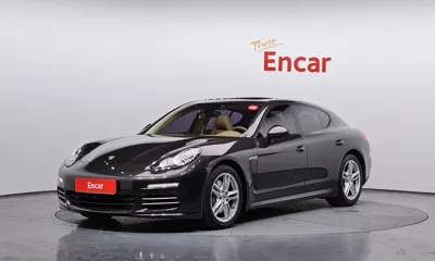 Porsche Panamera · 2014 год