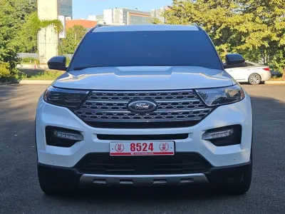 Ford Explorer · 2023 год