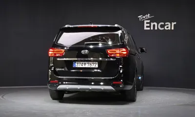 Kia Canival 2019, 142370 км, за 11500000 KRW