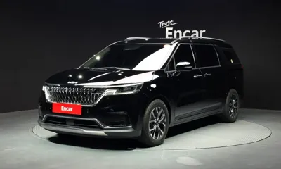 Kia Canival · 2023 год